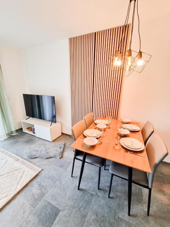 Orangehome: Waldlichtung - Zentral Zwischen Therme Und Stadtmitte Bad Aibling Dış mekan fotoğraf