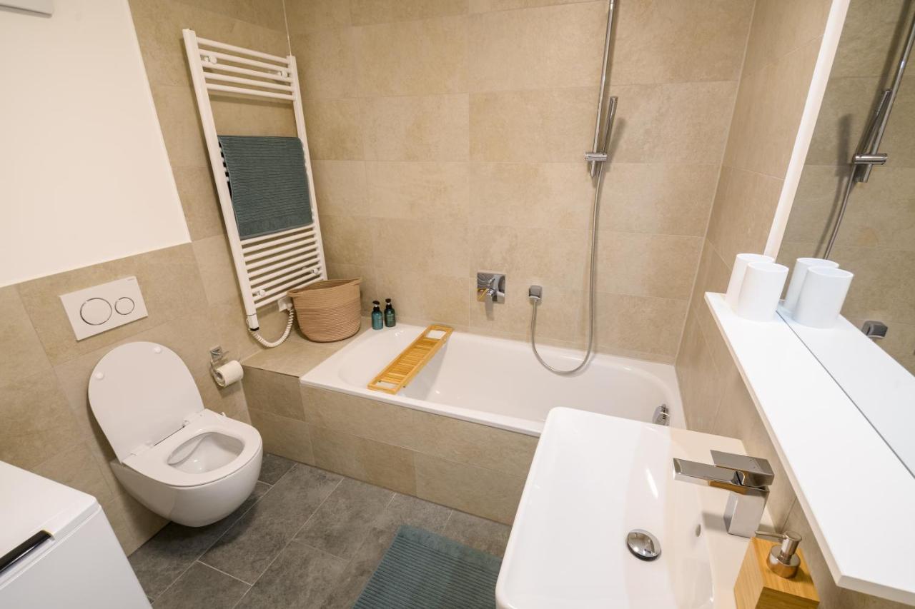 Orangehome: Waldlichtung - Zentral Zwischen Therme Und Stadtmitte Bad Aibling Dış mekan fotoğraf